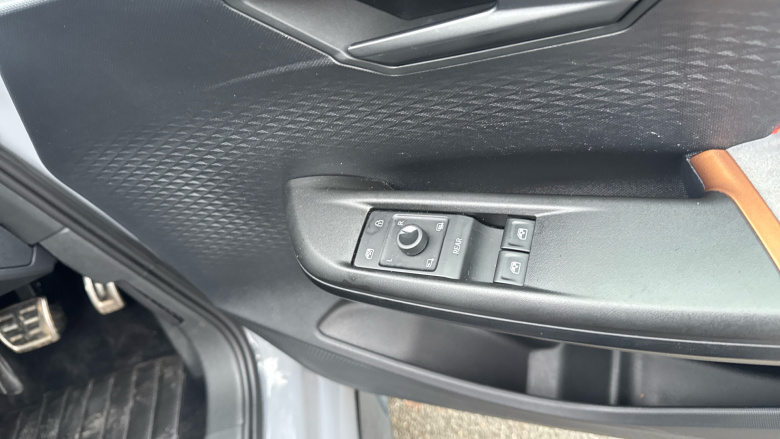 CUPRA Born 150kW V1 58kWh 5dr Auto Electric Hatchback